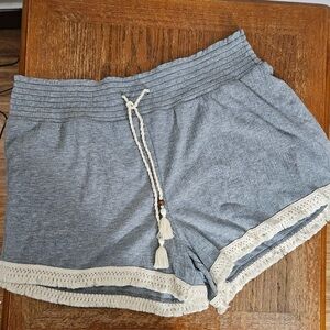 No Boundaries Women’s Size XXL Gray Shorts with White Fringe and Drawstrings